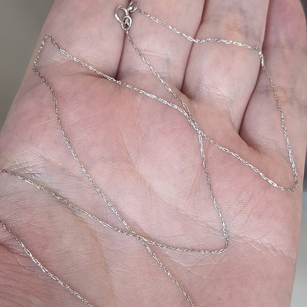 Elegant Silver Necklace